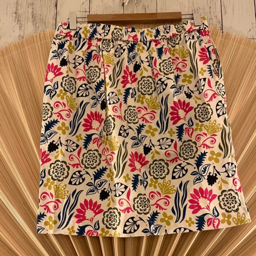 Boden skirt stretchy size 8 R - Picture 4 of 5